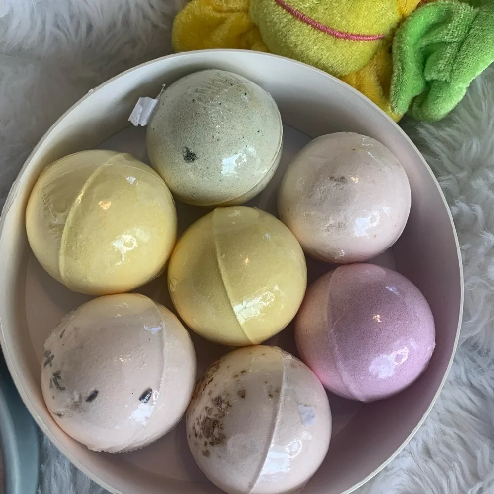 ASQUITH & SOMERSET 7 Days of Flowers bath bomb collection NIB NWT (7) 2.82 Oz.